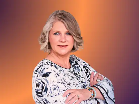 Leanne Holitza,
Духовність, Духовність, Духовність, Духовність, Духовність, Духовність, Духовність, Розвиток карєри, Здоровя та оздоровлення, Здоровя та оздоровлення, Здоровя та оздоровлення, Духовність, Розвиток карєри, Здоровя та оздоровлення, Здоровя та оздоровлення
Expert at Spring Into Soul: симпозіум розум-тіло-дух