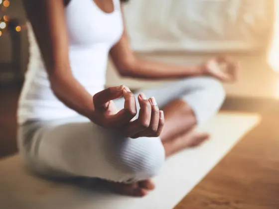 cours de yoga : hanches saines